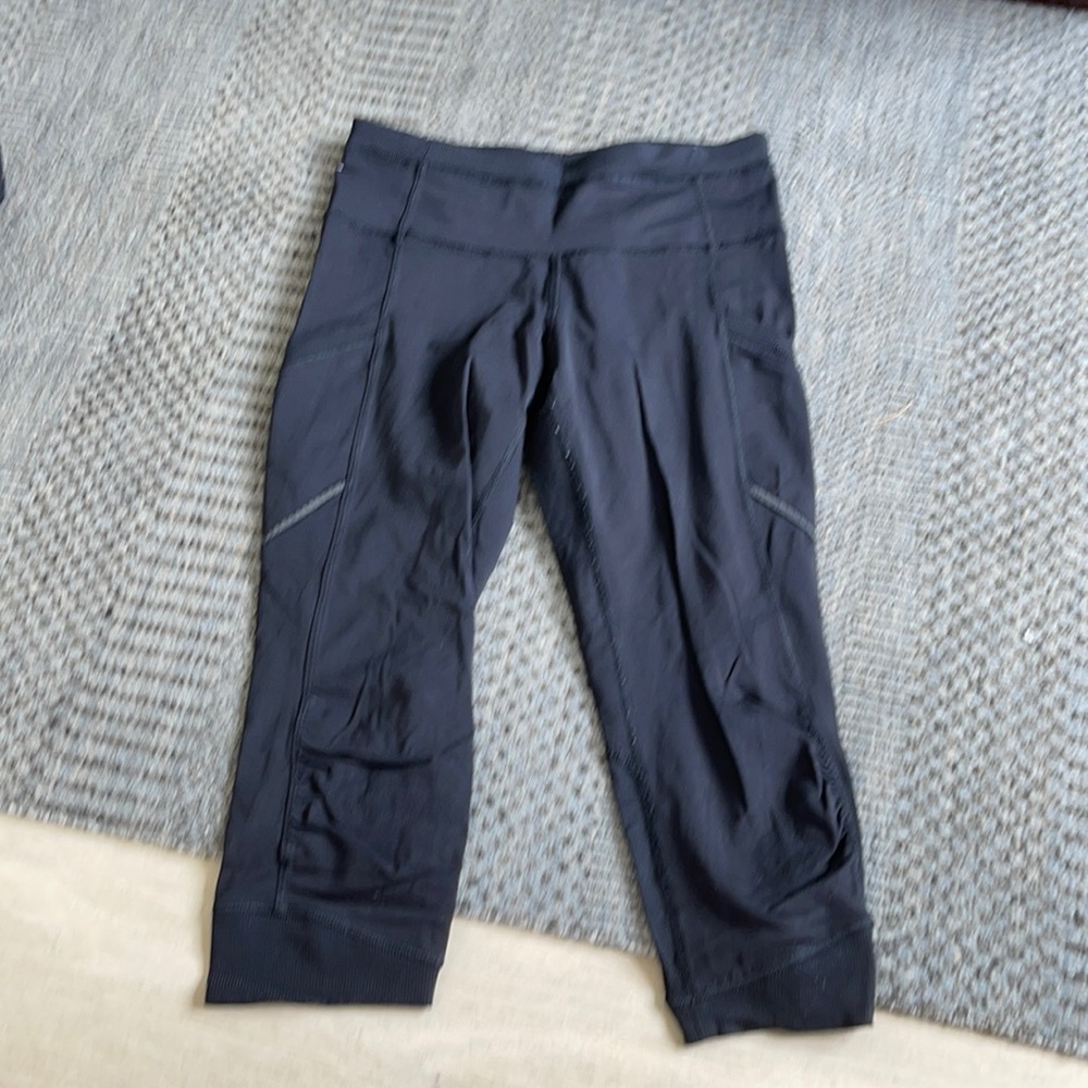 Lululemon cropped leggings